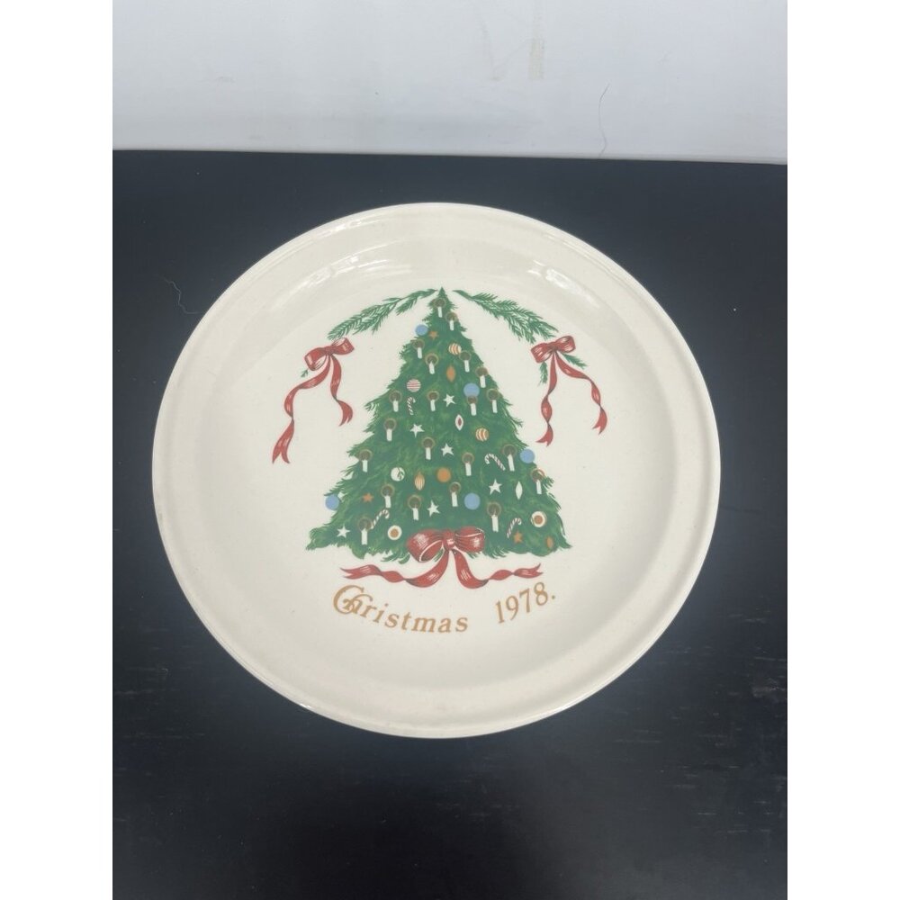 Vintage‎ Lillian Vernon 7” Christmas Plate 1978 Christmas Decoration Decor